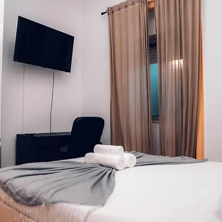 Гостьовий будинок Arroios *