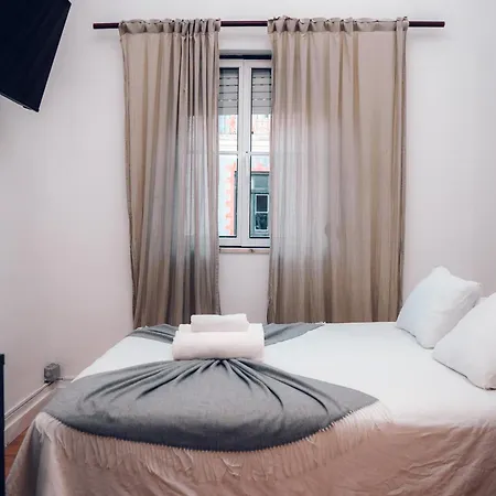 Гостьовий будинок Arroios *